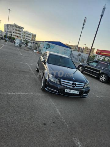 Mercedes-Benz 220 - 2