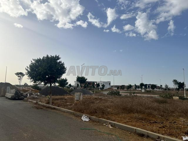 Terrain commercial de 96 m²