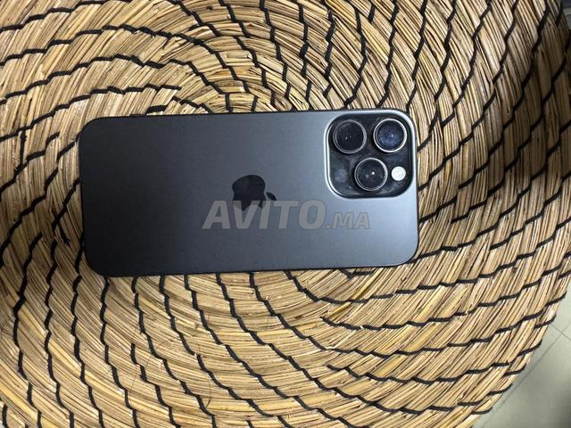 iPhone 16 Pro Max - 2