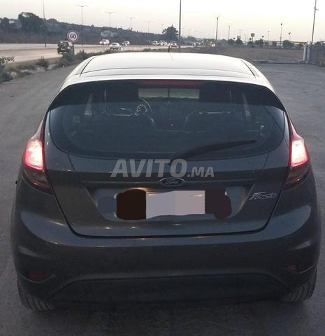 Ford Fiesta - 2