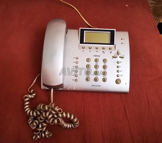 Appareil téléphonique en très bon état