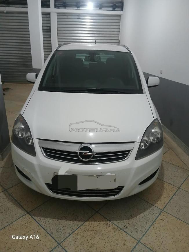 opel zarifa