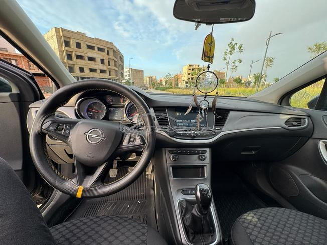 Opel Astra Diesel Manuelle 2019 à Khemisset