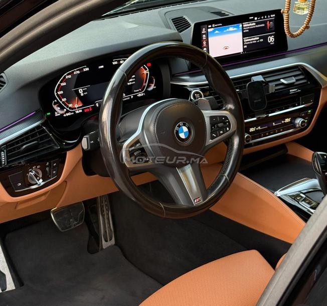 2023 BMW 520 pack M