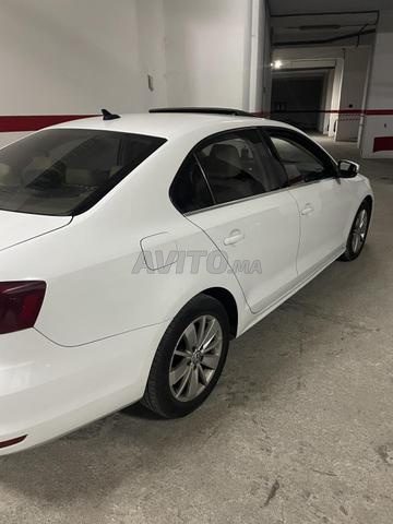 Volkswagen Jetta Diesel Automatique 2017 à Tanger - 2