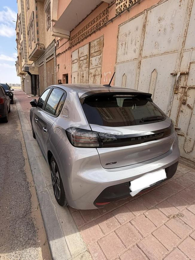 بيجو 208 ديزل يدوي 2024 في الداخلة