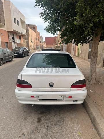 Peugeot 306 essence modèle 2000 à Laâyoune - 2
