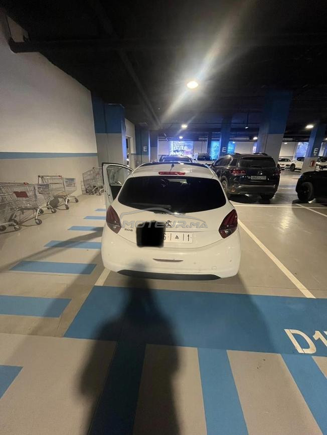 peugeot 208 très bon état en vente