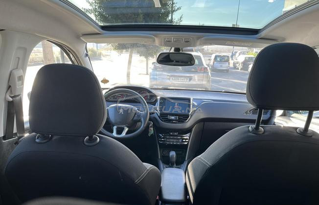 peugeot 208 très bon état en vente