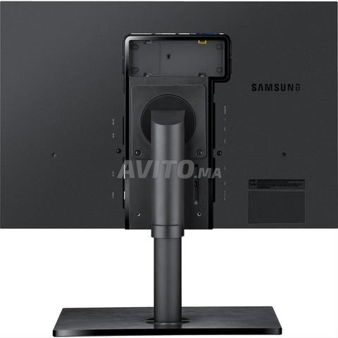 Samsung S22A460B 21.5" Série 460 LED Business Monitor - 2