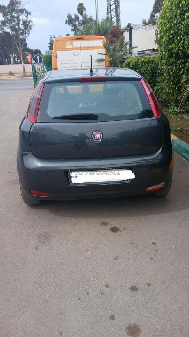 voiture punto très bon état 
