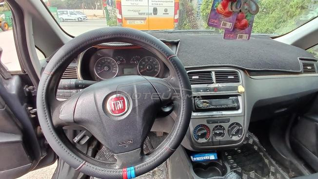 voiture punto très bon état 