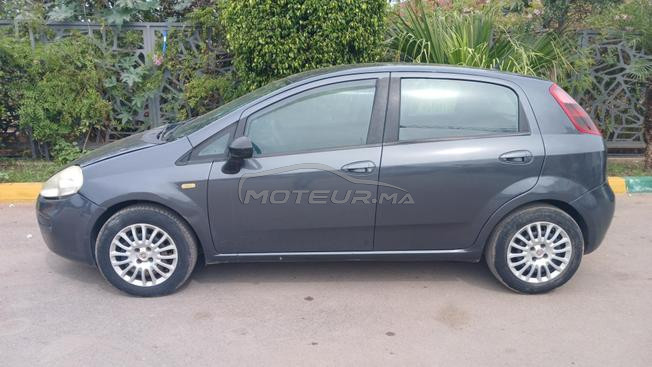 voiture punto très bon état 