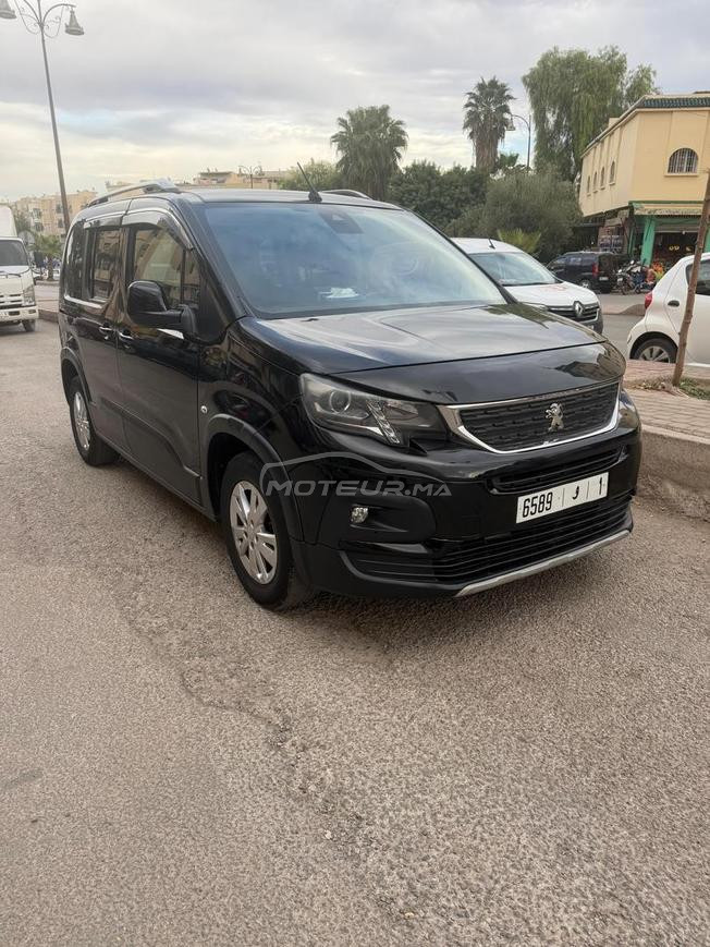 Peugeot Partner Diesel Manuelle 2019 à Fès