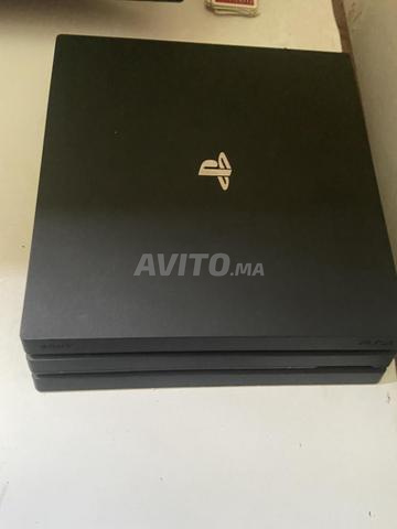 Playstation 4 Pro - 2