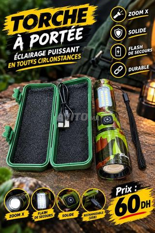 Lampe torche longue portée durable (zoom)