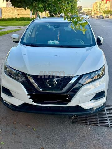 Nissan Qashqai Diesel Manuelle 2018 à Rabat - 2