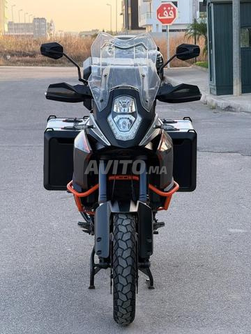 KTM 1190, 1ère main - 2