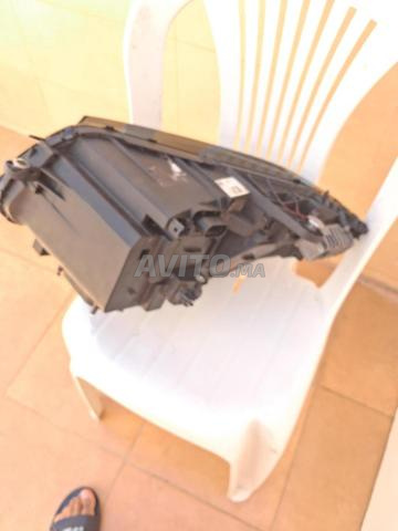 مصباح أمامي أيسر مرسيدس C220d - 2