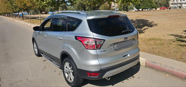 À VENDRE  FORD KUGA 2018
