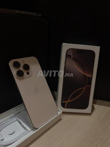 iPhone 16 Pro 512 Go Titane Sable, état impeccable - 2