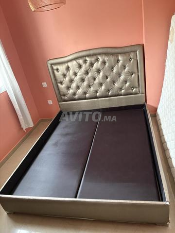 lit plus 160/200, 2 chevets