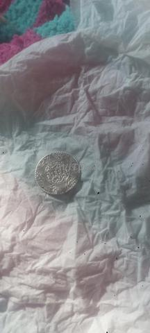 Pièce d'art rare à vendre. WhatsApp contactez-moi pour les intéressés. - 2