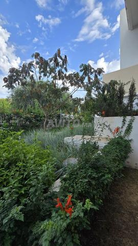 Appartement à louer vide vue sur piscine - 2