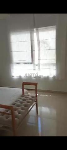 Chambre meublée avec salle de bain pour hommes - 2