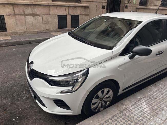 clio 5 en très bonne état 