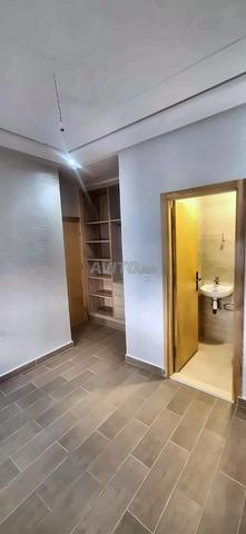 شقق جديدة مع درج خاص - 2