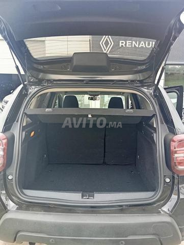 Dacia Duster Essence Automatique 2025 à Tanger - 2