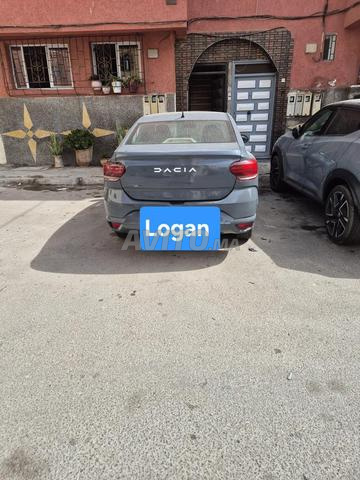 Dacia Logan climatisée