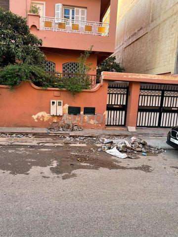 فيلا للبيع تقع بحي الإدريسي - 2