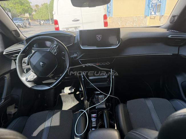 PEUGEOT 2008 GT LINE 130cv FULL