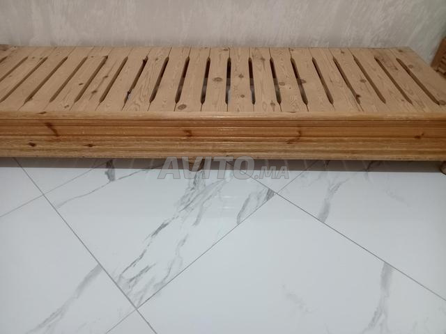 À vendre 2m de long et 70cm de large, faits à la main