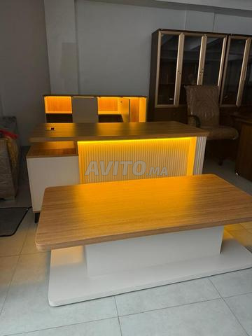 Bureaux adaptés aux entreprises, administrations et bureaux professionnels - 2
