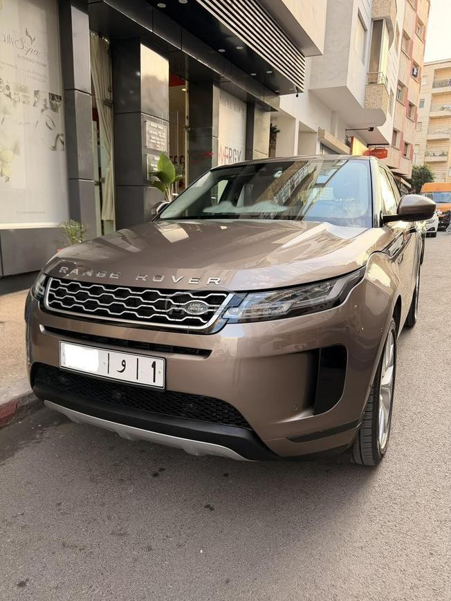 Range rover évoque 