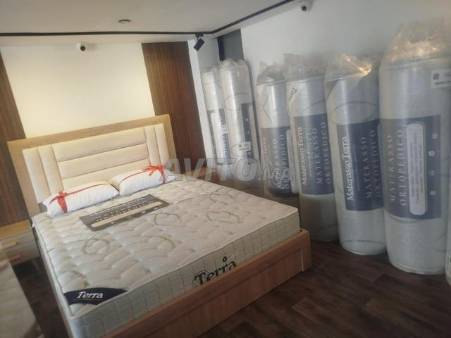 Matelas Italie médical mousse roulé