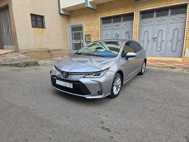 Toyota Corolla Prestige Hybride Distinctive