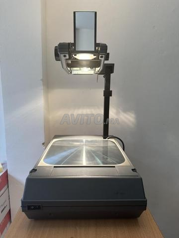 RÉTROPROJECTEUR 3M