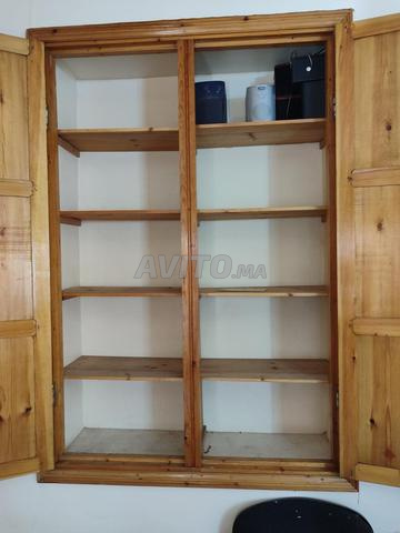 Placard mural en bois - 2