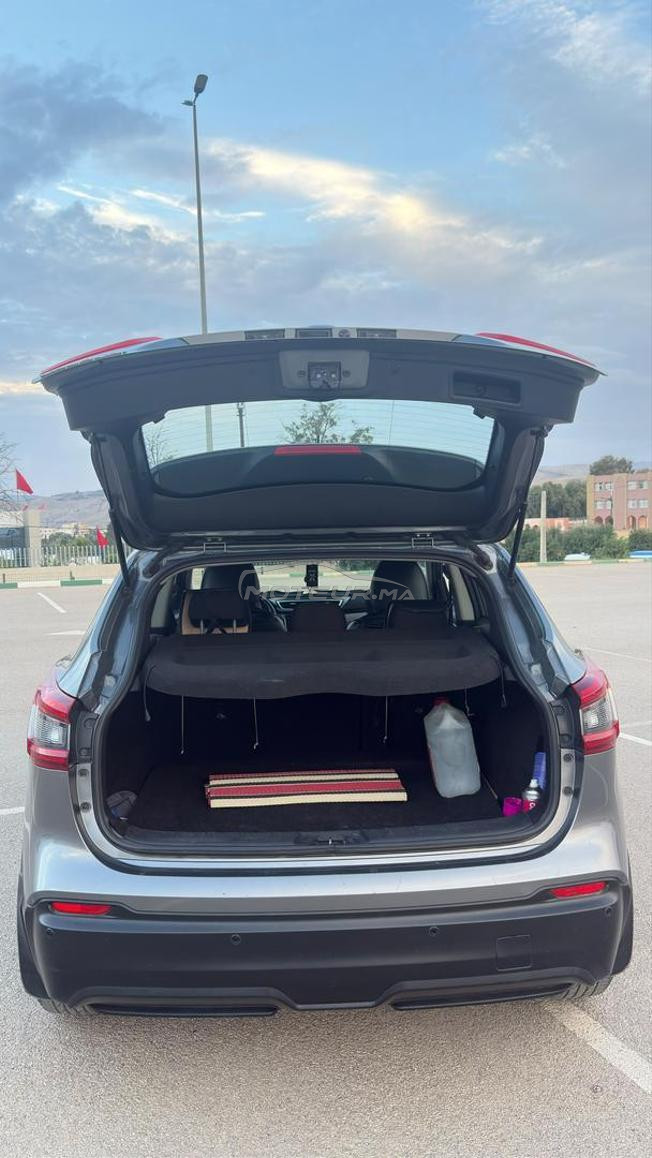 Nissan Qashqai 2020 très bonne état 