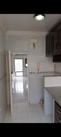 Appartement vide à Roches Noires - 2