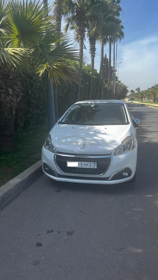 Peugeot 208 Diesel Manuelle 2017 à Casablanca