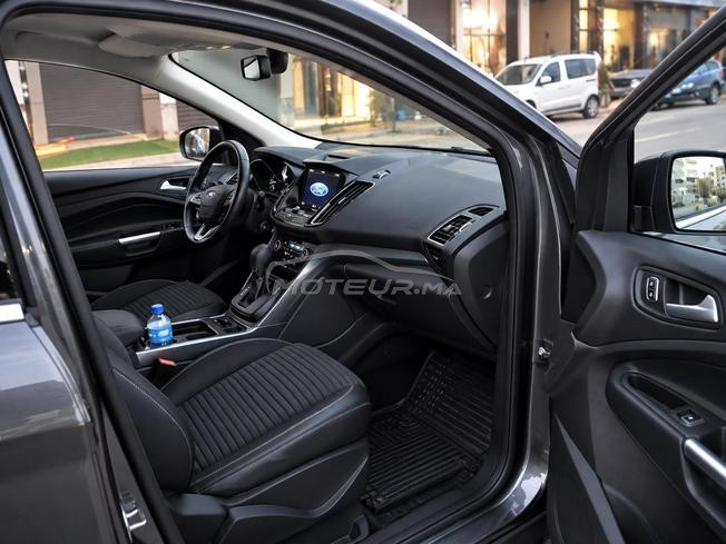 KUGA AUTOMATIQUE PARFAITE ÉTAT 2017  154000 LM