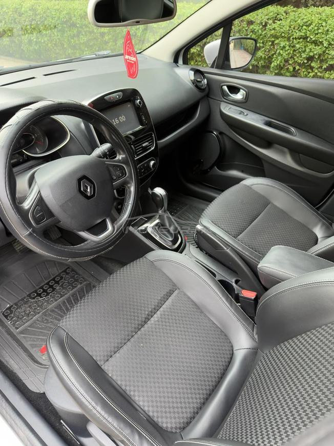 Clio 4 intense automatic 