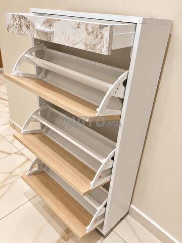 Meuble à chaussures moderne blanc et bois. - 2