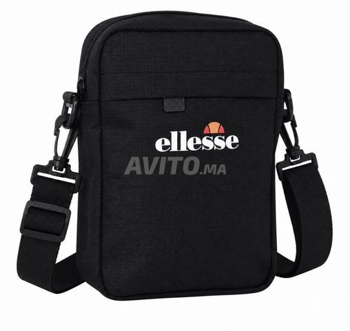 حقيبة يد Ellesse 💯 أصلية جديدة من الخارج