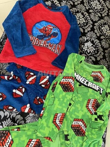 2 tenues garçon Primark 5-8 ans